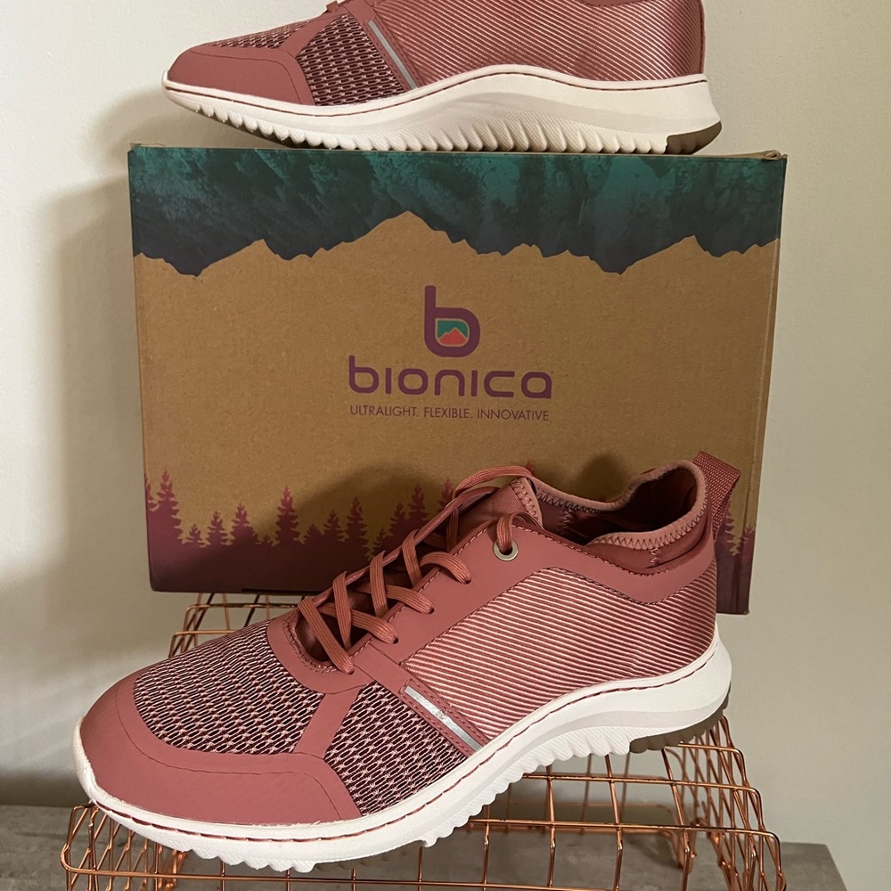 Biónica Women’s Oakler Sneaker Sierra
